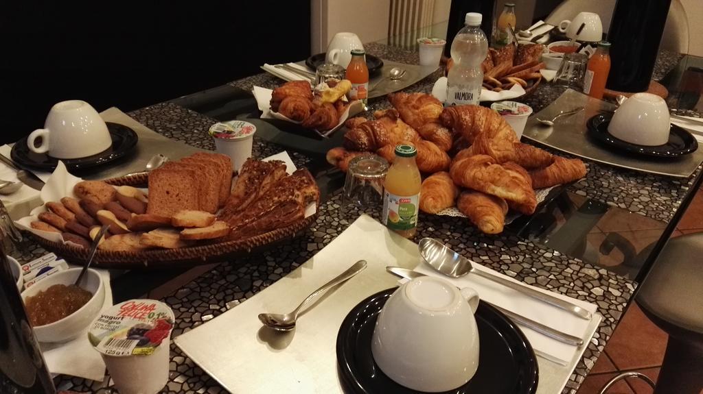 A Casa Di Gio Bed & Breakfast ตูริน ภายนอก รูปภาพ